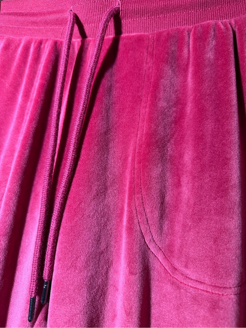 Women’s Burgundy Velour Jogger Pants size XS - Picture 5 of 9